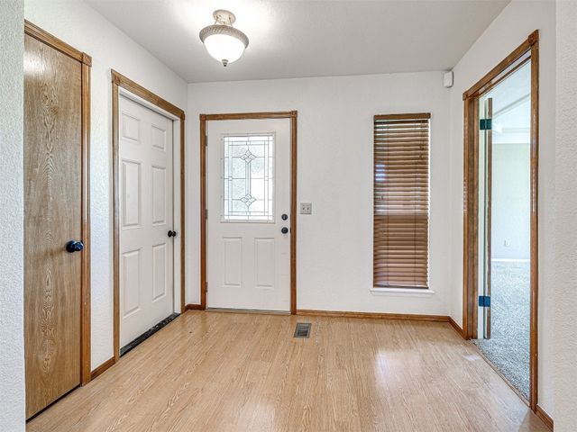 3014 SW 6th Street, Newcastle, OK 73065