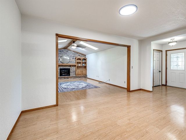 3014 SW 6th Street, Newcastle, OK 73065