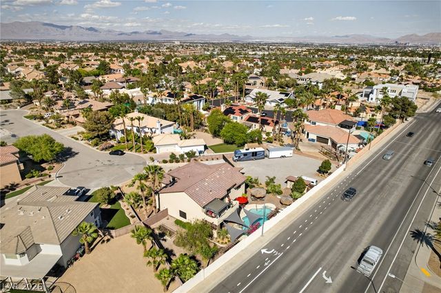 1720 Fairgate Court, Las Vegas, NV 89117