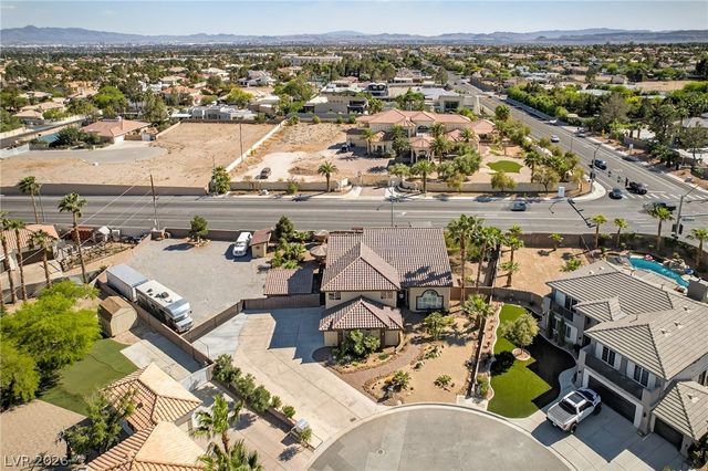 1720 Fairgate Court, Las Vegas, NV 89117