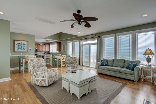 138 Topsail Road, N Topsail Beach, NC 28460