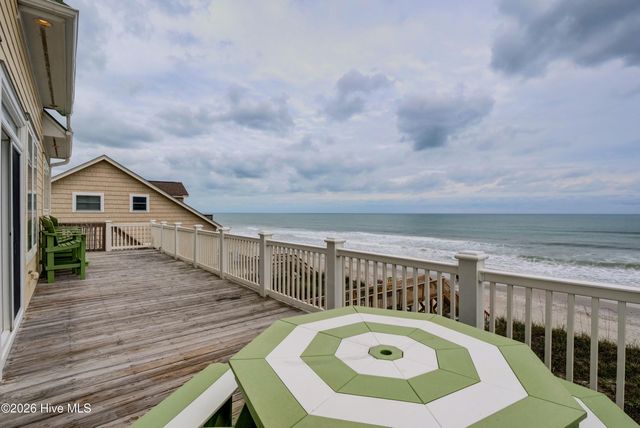 138 Topsail Road, N Topsail Beach, NC 28460