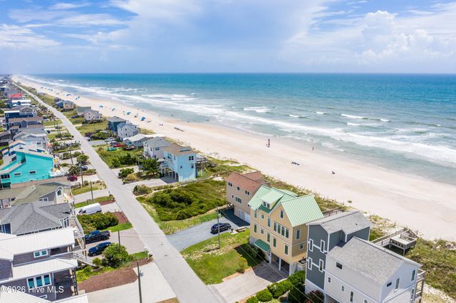 138 Topsail Road, N Topsail Beach, NC 28460