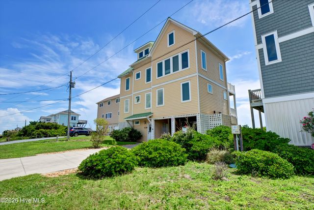 138 Topsail Road, N Topsail Beach, NC 28460