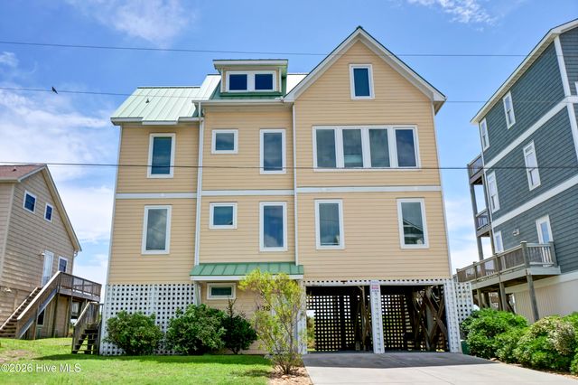 138 Topsail Road, N Topsail Beach, NC 28460