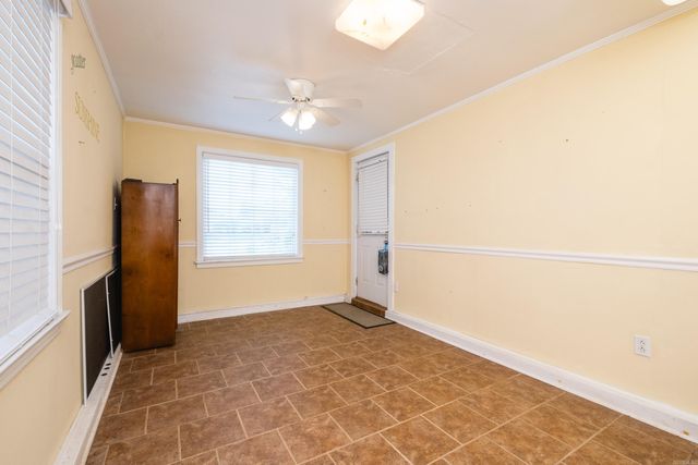 124 Englewood Road, Cammack Village, AR 72207