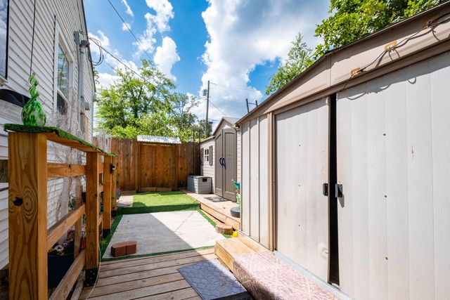 124 Englewood Road, Cammack Village, AR 72207