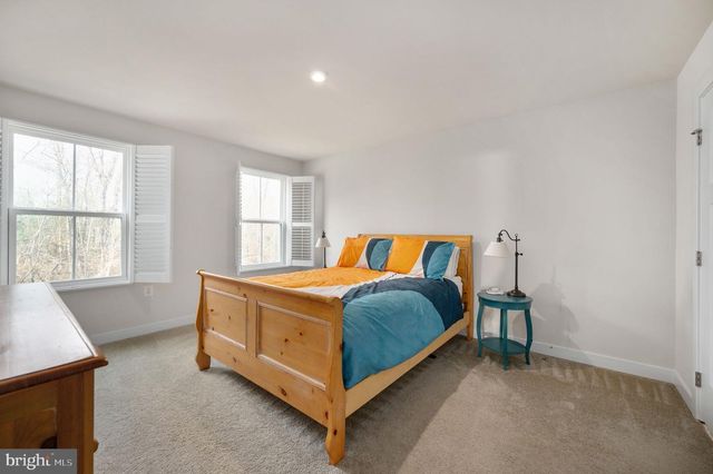 11188 EMERALD DR, King George, VA 22485