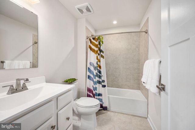 11188 EMERALD DR, King George, VA 22485