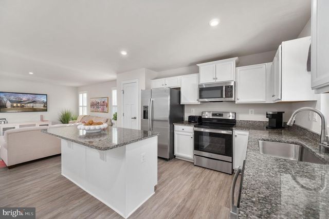 11188 EMERALD DR, King George, VA 22485