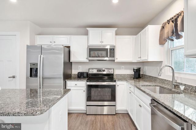 11188 EMERALD DR, King George, VA 22485