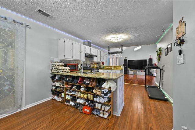 2849 weston brook Lane, Duluth, GA 30096