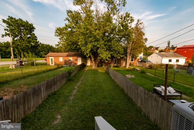335 STUART AVE, Downingtown, PA 19335