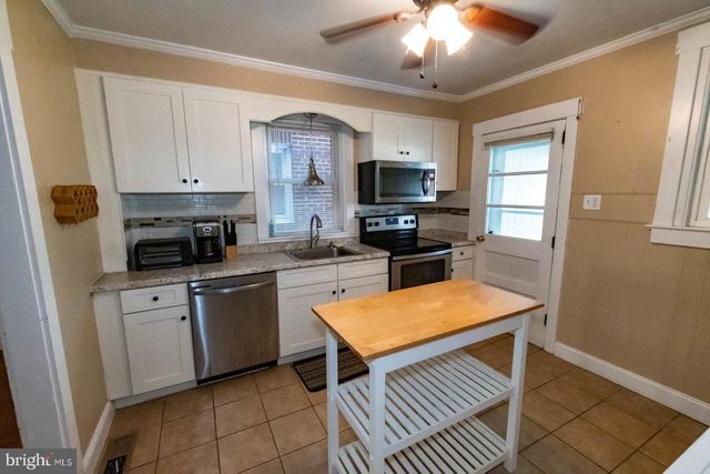 335 STUART AVE, Downingtown, PA 19335