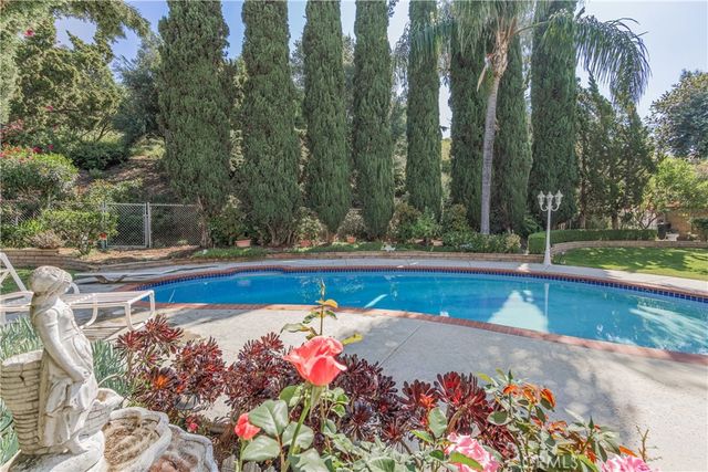 6050 Altmark Avenue, Whittier, CA 90601