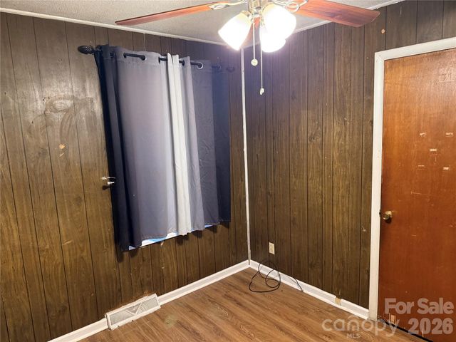 2609 Alleghany Street, Charlotte, NC 28208