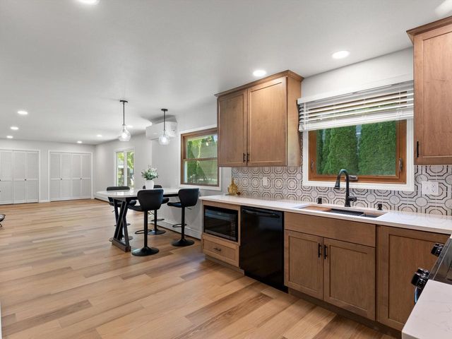 3107 Cherokee DRIVE, Sheboygan, WI 53083