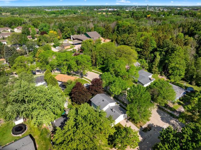 3107 Cherokee DRIVE, Sheboygan, WI 53083