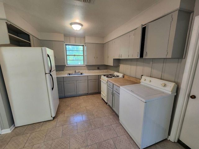 3832 Claiborne Avenue, Shreveport, LA 71109