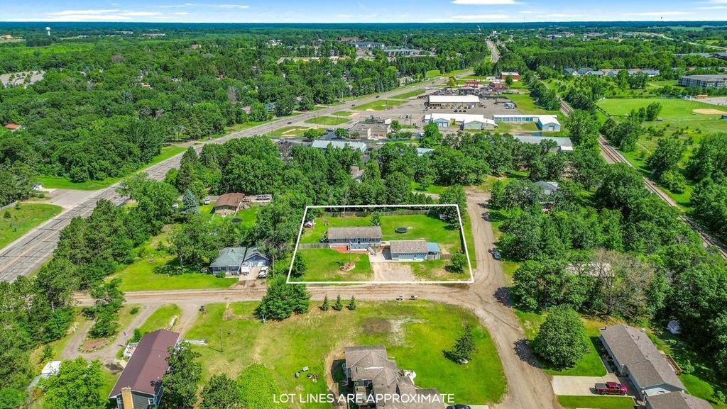 605 Central Avenue SW, Cambridge, MN 55008