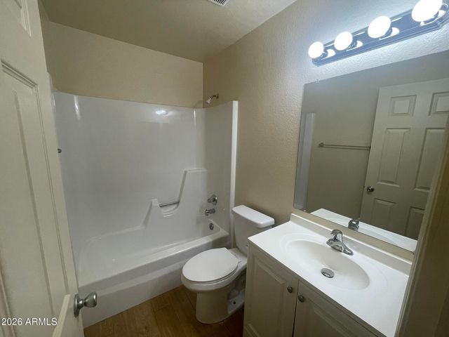 2263 E GARNET Avenue, Mesa, AZ 85204