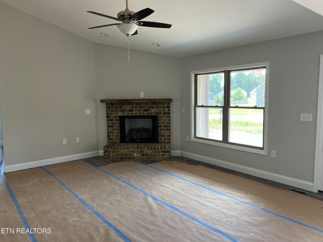 738 Colby Circle, Crossville, TN 38571