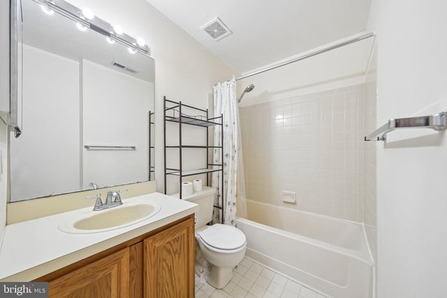 1308 RAVENS CREST DR, Plainsboro, NJ 08536