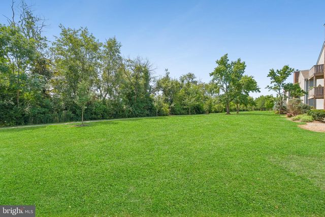 1308 RAVENS CREST DR, Plainsboro, NJ 08536
