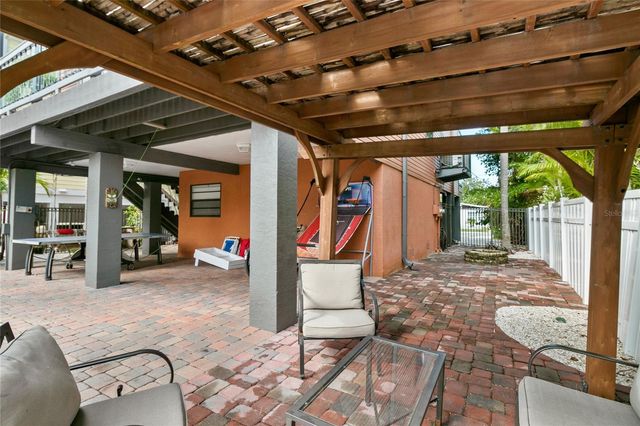 2511 AVENUE C West, Bradenton Beach, FL 34217