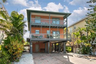 2511 AVENUE C West, Bradenton Beach, FL 34217
