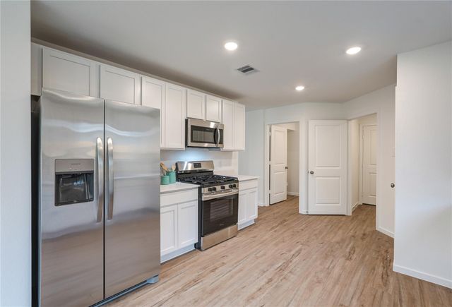 17914 Becker Landing Drive, Hockley, TX 77447