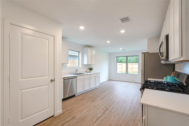 17914 Becker Landing Drive, Hockley, TX 77447