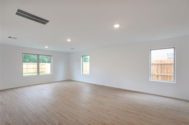 17914 Becker Landing Drive, Hockley, TX 77447