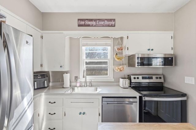 3330 Major Avenue N, Golden Valley, MN 55422