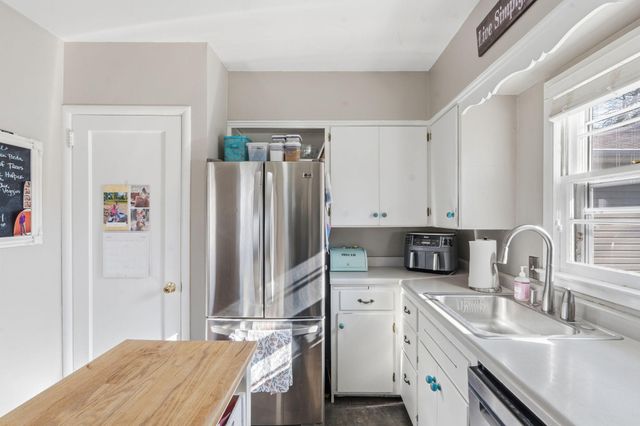 3330 Major Avenue N, Golden Valley, MN 55422