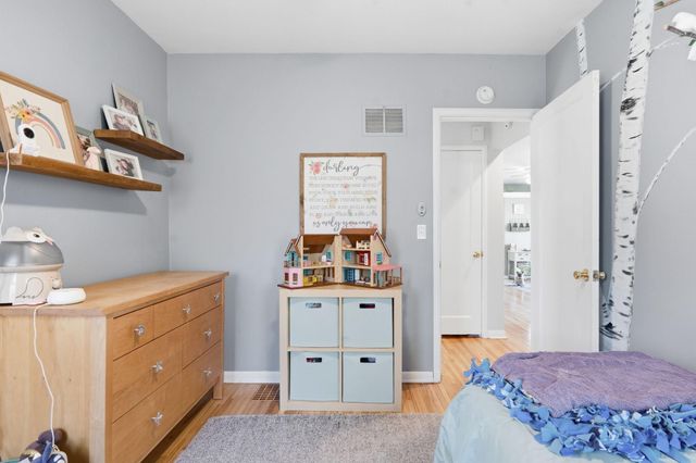 3330 Major Avenue N, Golden Valley, MN 55422