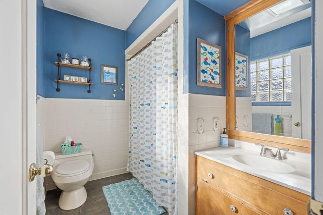 3330 Major Avenue N, Golden Valley, MN 55422