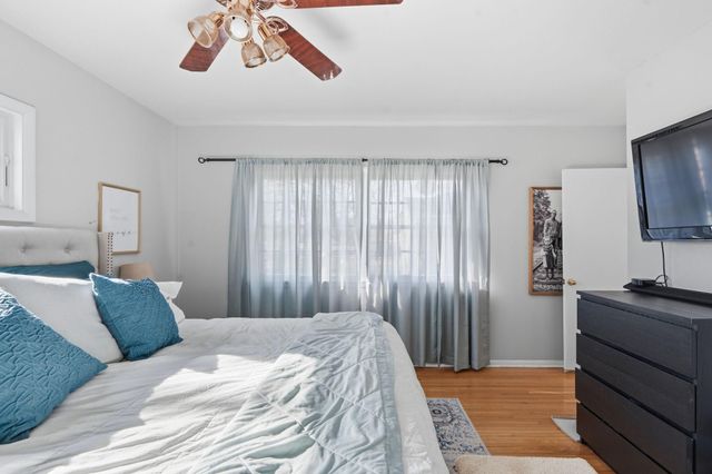 3330 Major Avenue N, Golden Valley, MN 55422