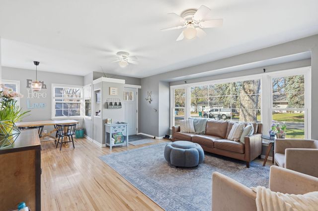 3330 Major Avenue N, Golden Valley, MN 55422