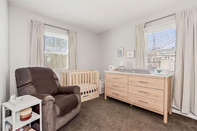 622 NW VILLAGE Drive, Lee's Summit, MO 64063