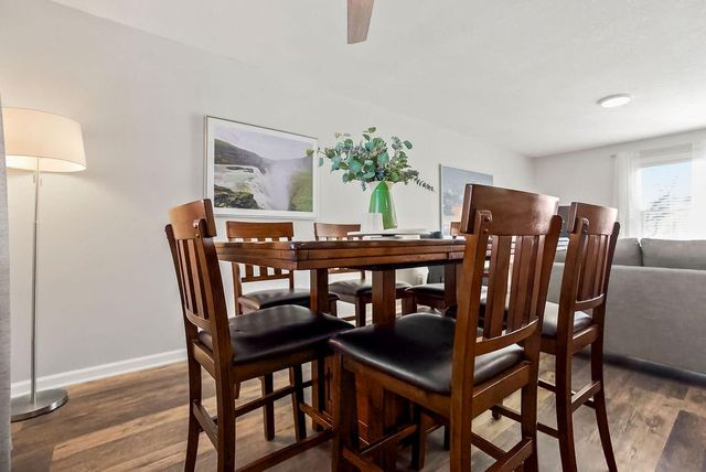 622 NW VILLAGE Drive, Lee's Summit, MO 64063