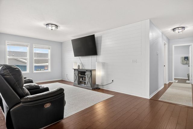 6915 Winterberry Road, Loves Park, IL 61111