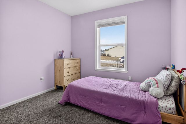 6915 Winterberry Road, Loves Park, IL 61111