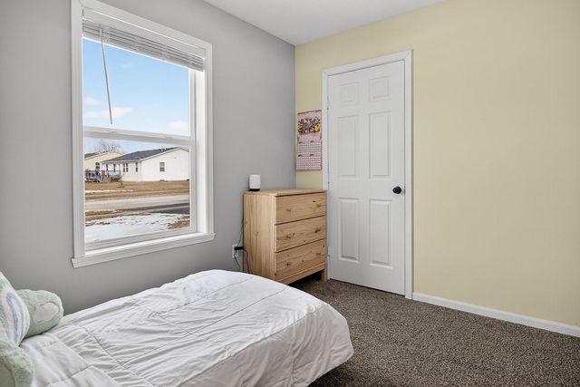 6915 Winterberry Road, Loves Park, IL 61111