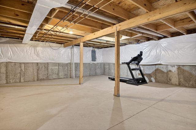 6915 Winterberry Road, Loves Park, IL 61111