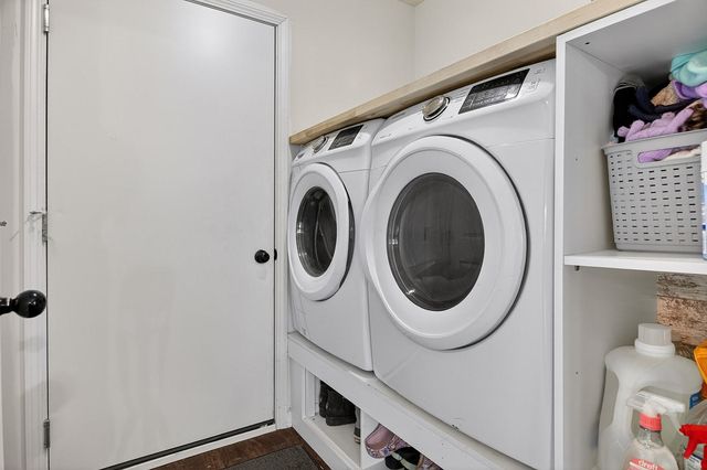 6915 Winterberry Road, Loves Park, IL 61111