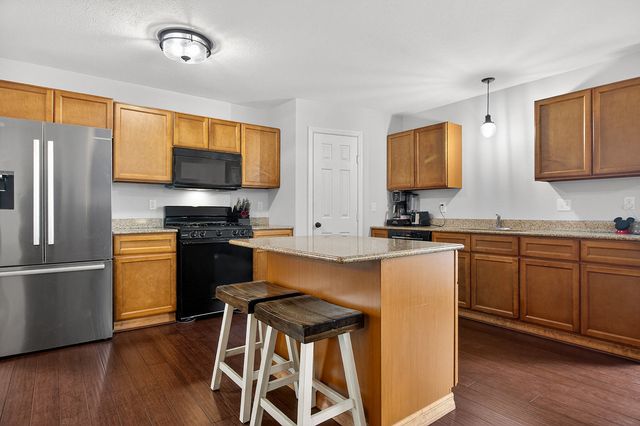 6915 Winterberry Road, Loves Park, IL 61111