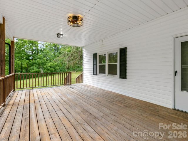 47 Carolina Mountain Drive, Candler, NC 28715