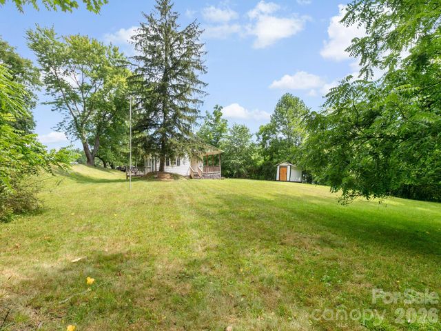 47 Carolina Mountain Drive, Candler, NC 28715