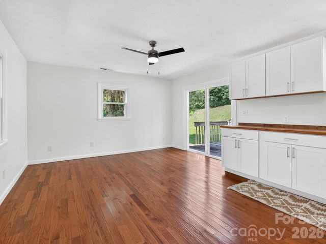 47 Carolina Mountain Drive, Candler, NC 28715